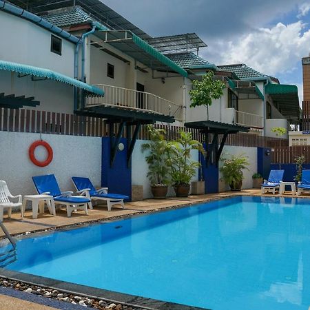 Rattana Beach Hotel By Shanaya Karon Esterno foto