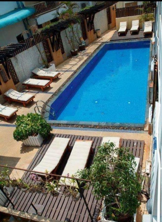 Rattana Beach Hotel By Shanaya Karon Esterno foto