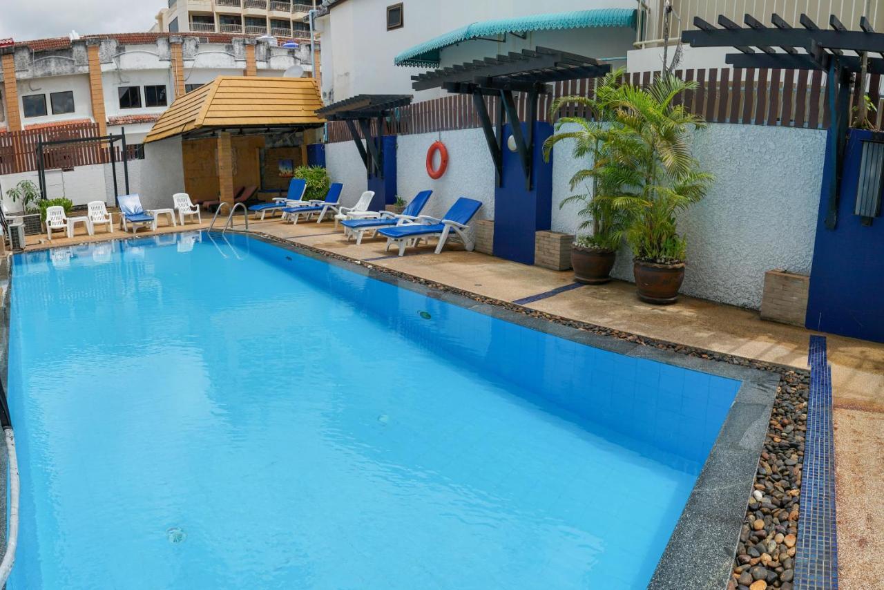 Rattana Beach Hotel By Shanaya Karon Esterno foto